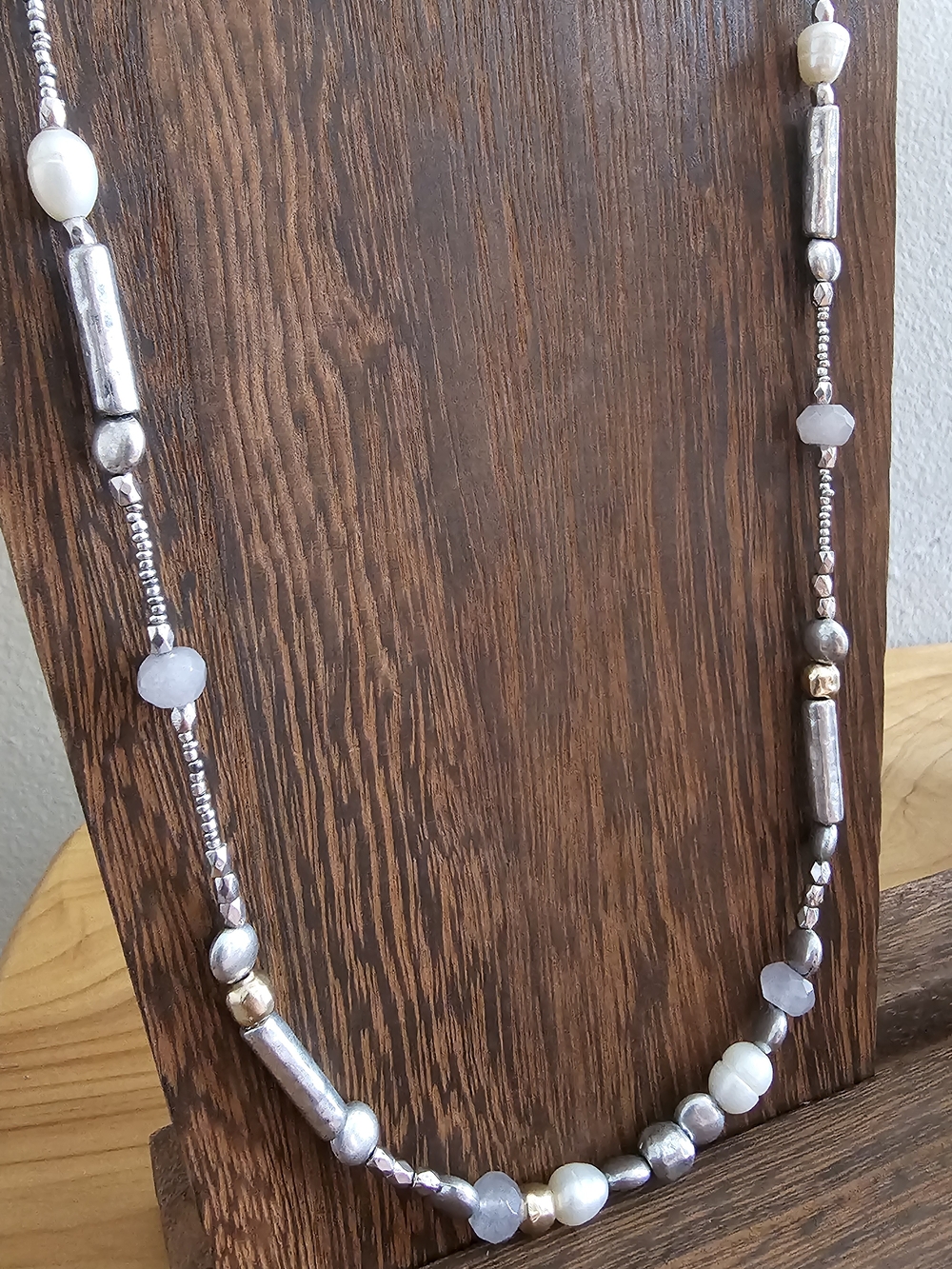 Chic Beaded Necklace - Picture 3 of 3